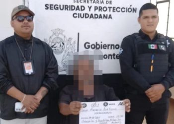 policía-de-monterrey-localizó-a-un-hombre-extraviado-en-mitras-sur