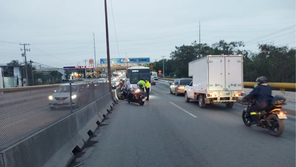 choque-en-Escobedo-70-lesionados-accidente-vial-reporte